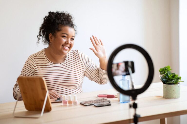 Creator Program Posts 10 Platforms for Content Creators: Post, Profit, and Grow