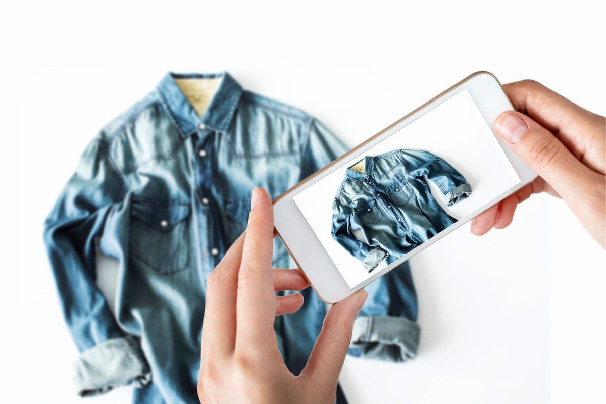 BUYING AND SELLING APPS visual data 6
