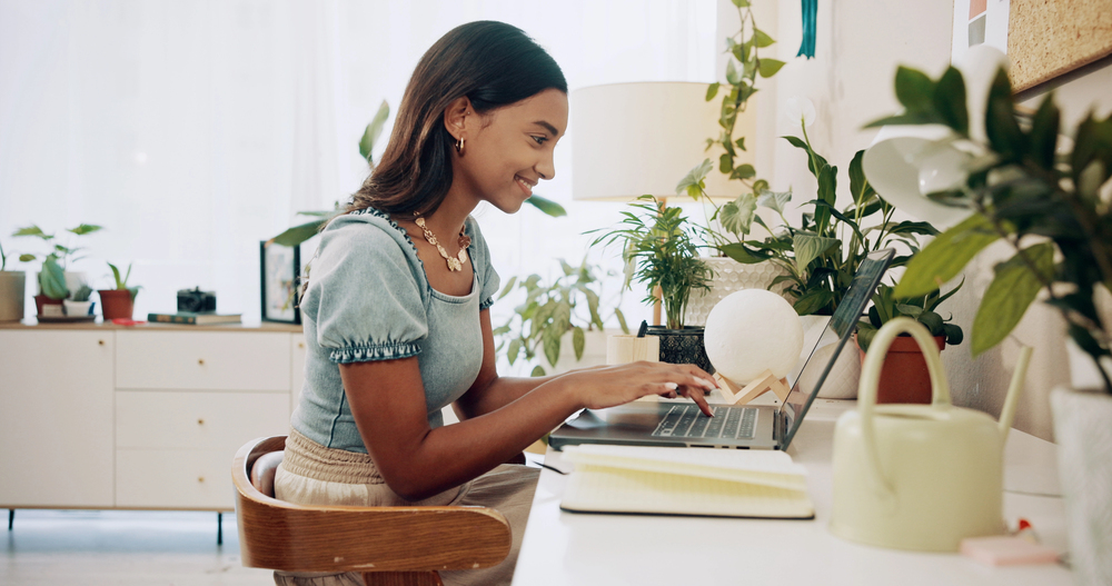 24 W-2 Work From Home Jobs to Apply for Today