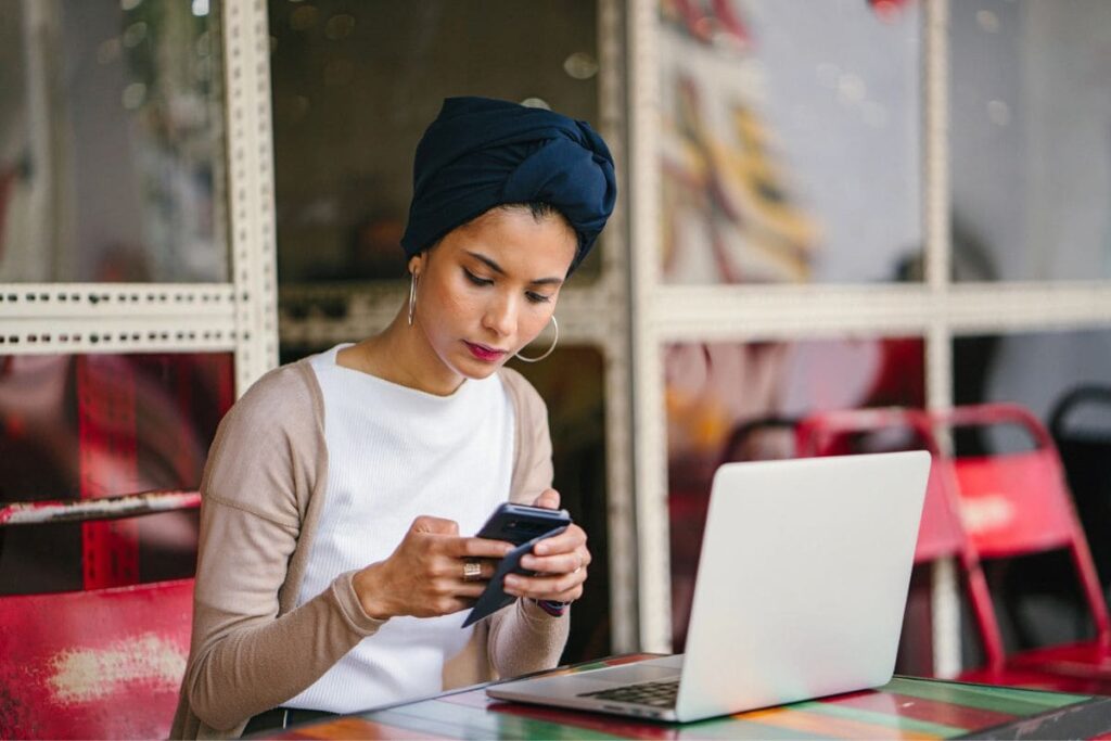 How to Become a Content Creator and Earn Money From Home