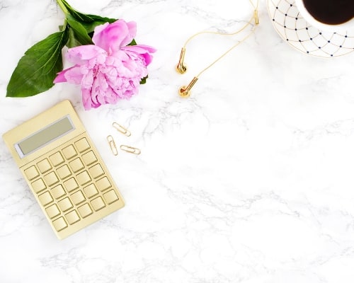 Top Key Metrics Every Mom Blogger Should Track and How to Track Them