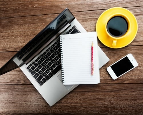 How This Mom Became a Community Manager for an A-List Blogger