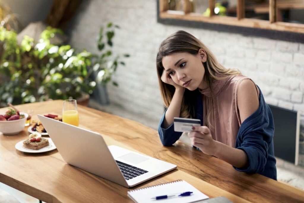 What to Do if You’ve Been Scammed Online: 8 Helpful Tips